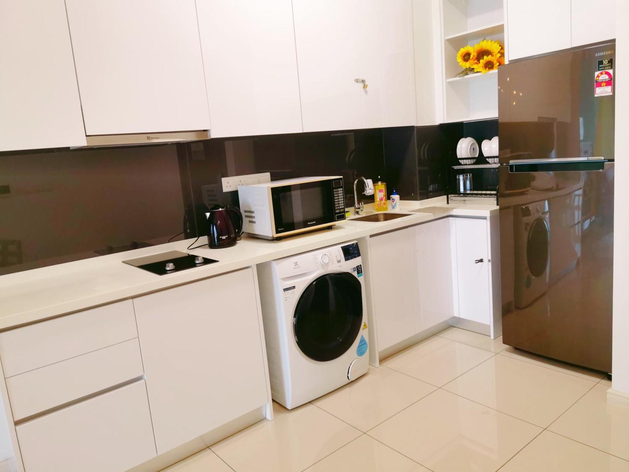 Legoland - Happywonder Suite For Family ,Cozy, Wifi With Nice Garden Pool View! 누사자야 외부 사진