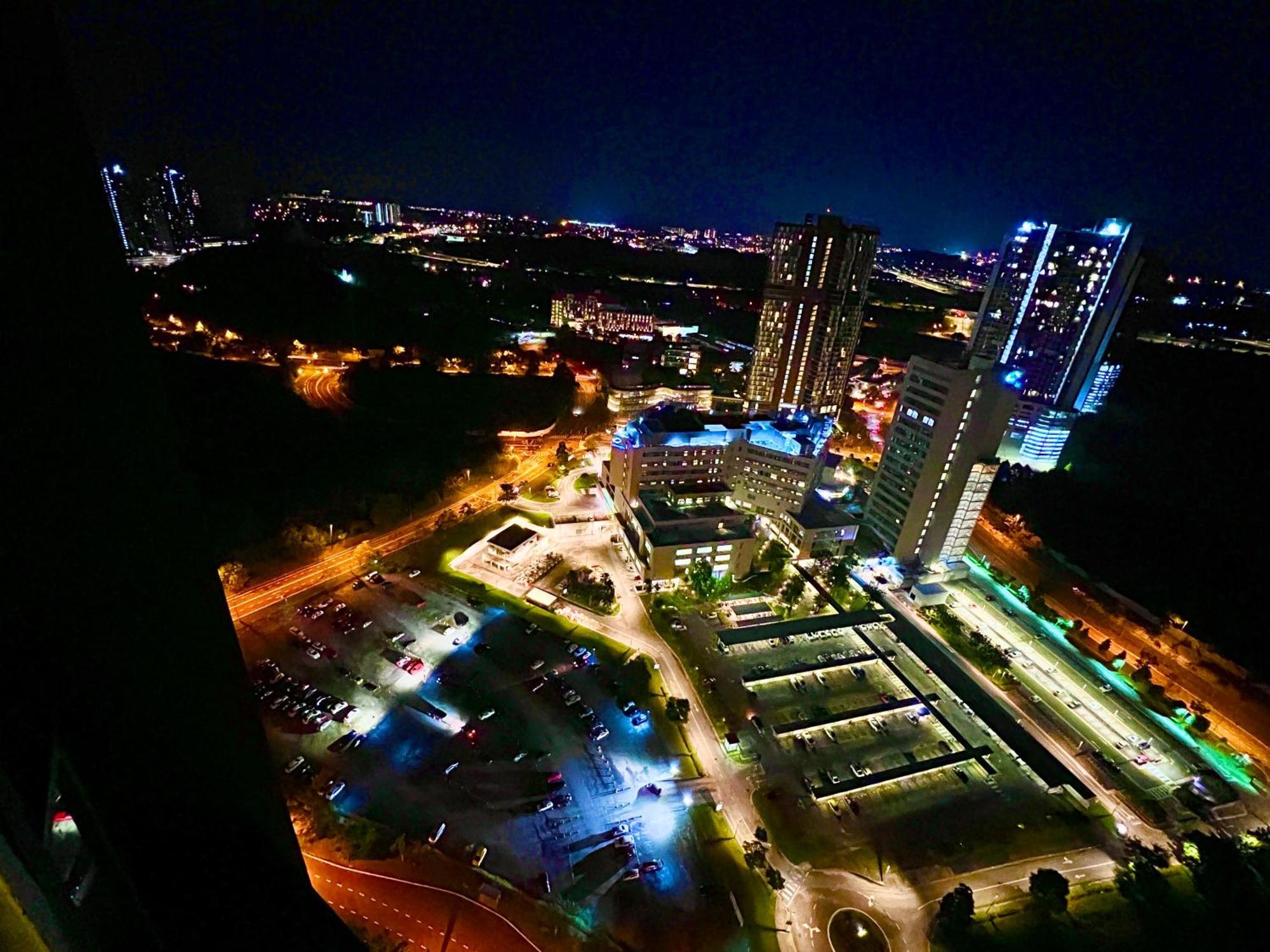 Legoland - Happywonder Suite For Family ,Cozy, Wifi With Nice Garden Pool View! 누사자야 외부 사진